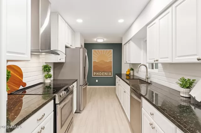 MLS: 6890753 Condo For Sale