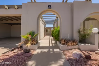Photo #5: 6890753 Listing