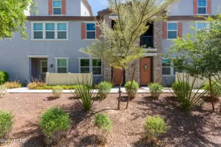 More Details about MLS # 6890814 : 2286 E HIDALGO AVENUE