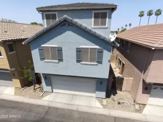 Photo #5: 6890844 Listing 