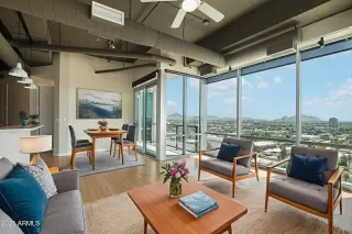 Photo #1: 6890861 Listing 