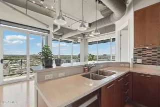 Photo #5: 6890861 Listing 