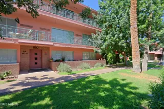 Photo #3: 6890914 Listing