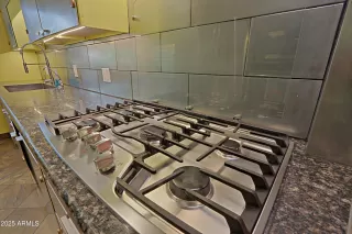 Photo #6: 6890914 Listing