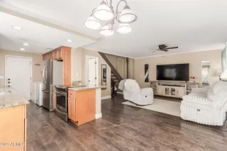 Photo #1: 6891016 Listing 