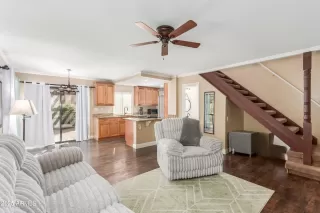 Photo #2: 6891016 Listing 