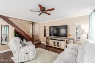 Photo #6: 6891016 Listing 