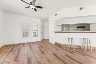 Photo #3: 6891061 Listing 