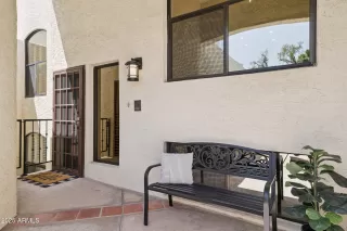 Photo #2: 6891174 Listing 