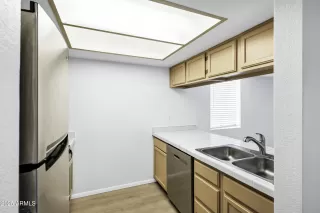 Photo #4: 6891277 Listing