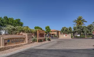 Photo #2: 6891286 Listing