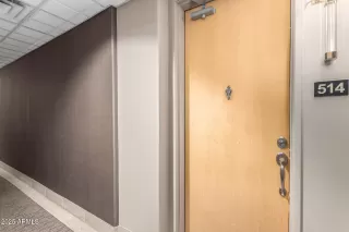 Photo #2: 6891383 Listing