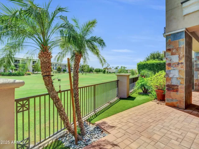 MLS: 6891415 Condo For Sale