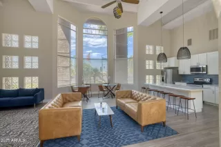 Photo #5: 6891418 Listing 