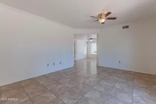 Photo #6: 6891500 Listing 