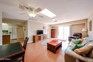 Photo #1: 6891522 Listing