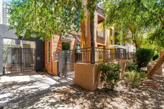 Photo #1: 6891538 Listing