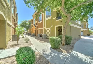 Photo #1: 6891700 Listing 