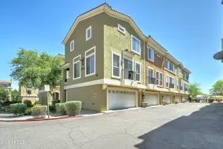 Photo #2: 6891700 Listing 