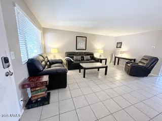 Photo #4: 6891761 Listing 