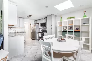 Click for more information on MLS # 6891797 : 2207 W MARLETTE AVENUE More Details about MLS # 6891797 : 2207 W MARLETTE AVENUE