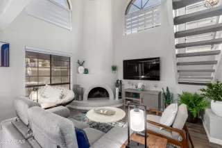 Photo #4: 6891801 Listing 