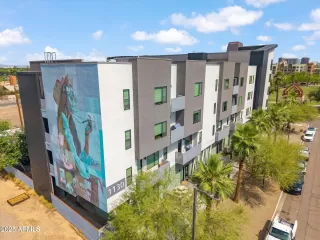 Photo #1: 6891846 Listing 