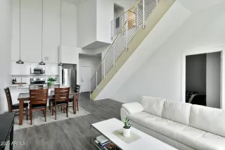 Photo #5: 6891846 Listing 