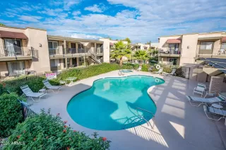 Photo #1: 6891951 Listing