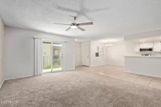 Photo #2: 6891951 Listing