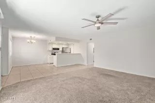 Photo #4: 6891951 Listing