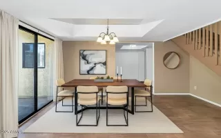 Photo #6: 6892061 Listing