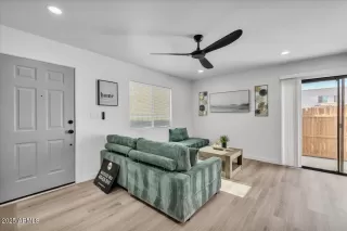 Photo #2: 6892085 Listing 