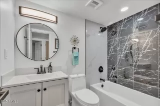 Photo #4: 6892085 Listing 