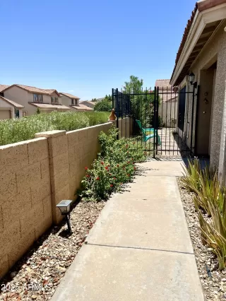 Photo #1: 6892096 Listing