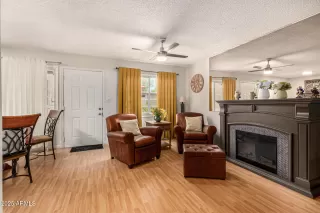 Photo #4: 6892338 Listing