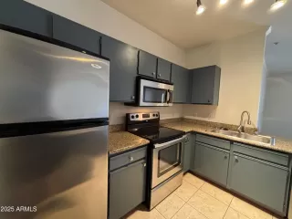 Photo #3: 6892753 Listing