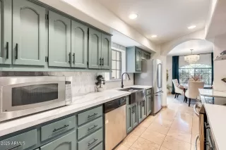 Photo #1: 6892770 Listing