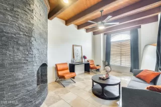 Photo #3: 6892770 Listing