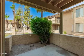 Photo #2: 6892906 Listing