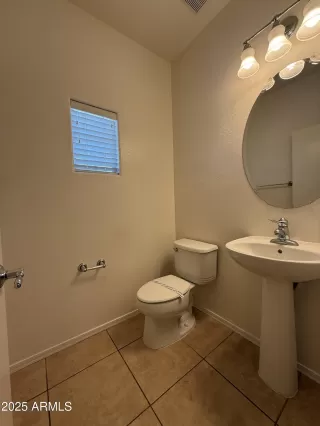 Photo #2: 6893061 Listing