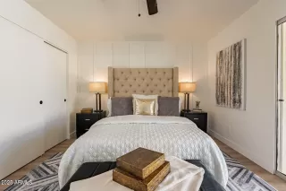 Photo #6: 6893433 Listing