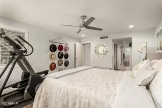 Photo #5: 6893648 Listing 