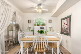 Photo #2: 6893707 Listing