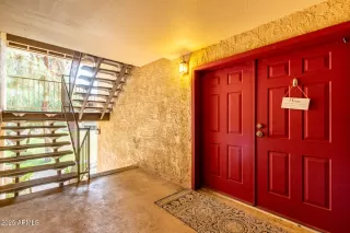Photo #4: 6893985 Listing
