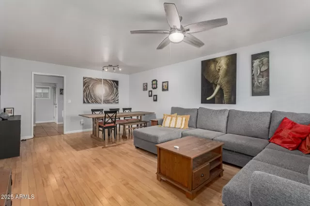 MLS: 6894006 Condo For Sale