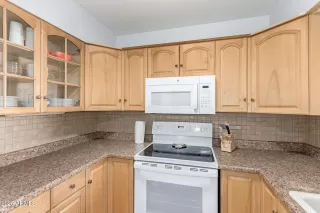 Photo #1: 6894006 Listing