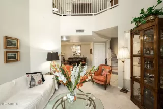 Photo #1: 6894015 Listing 