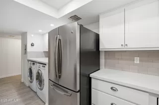 Photo #6: 6894058 Listing 