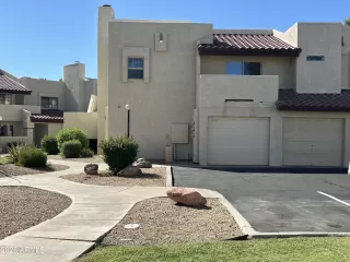 Photo #4: 6894164 Listing 